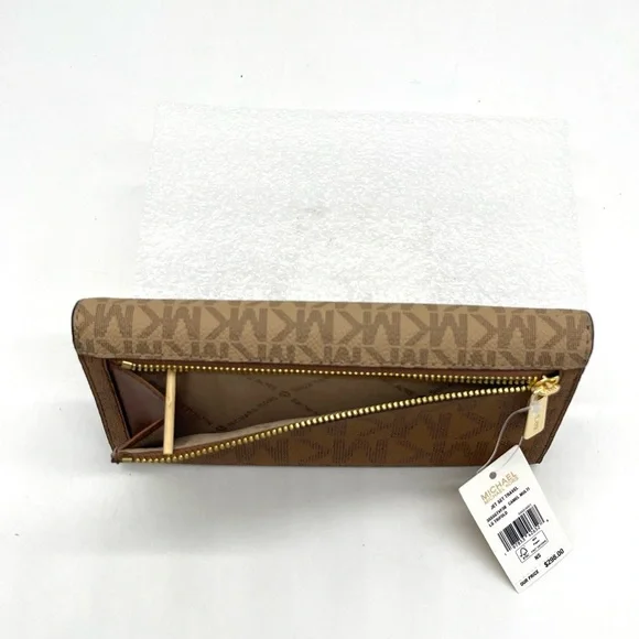 Michael Kors Large Trifold Wallet - Picture 5 of 7
